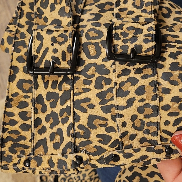 Leopard Print Platforms - Picture 4 of 9